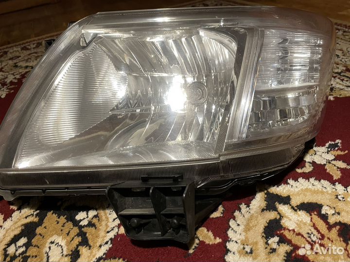 Фара для Hilux 7