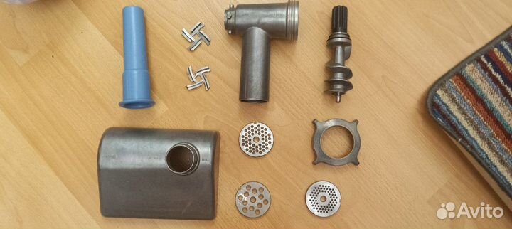 Комплектующие для мясорубки Brown