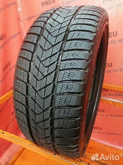 Pirelli Winter Sottozero 3 235/40 R19