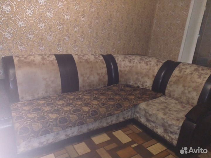 Угловой диван бу