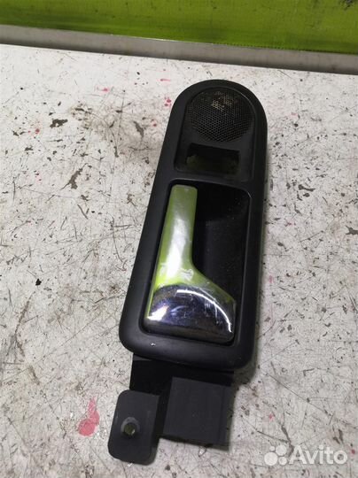 Ручка двери задней внутренняя правая Фольксваген