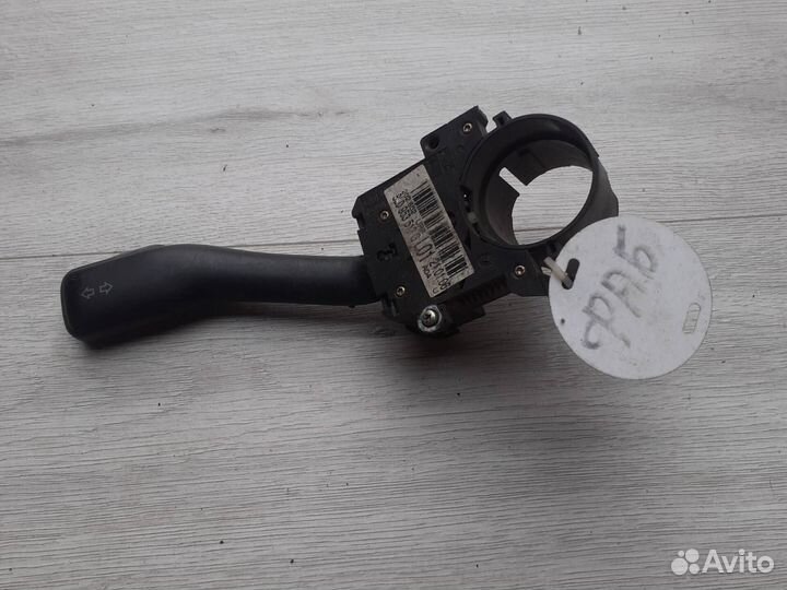Переключатель подрулевой Audi A3