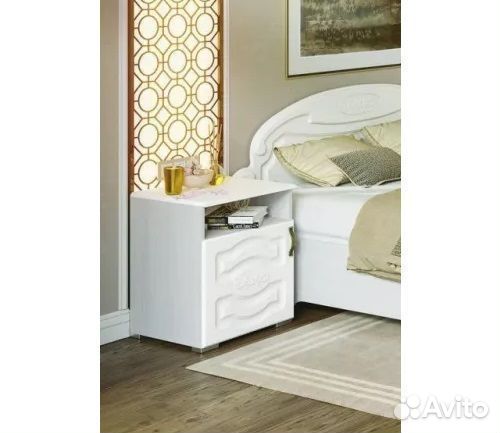 Тумба прикроватная Медина в классическом стиле