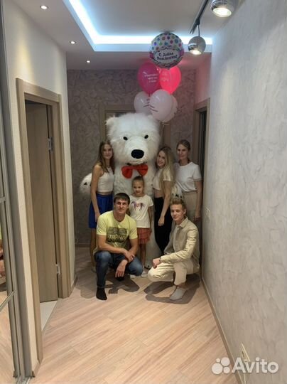 Поздравление от мишки, белый мишка