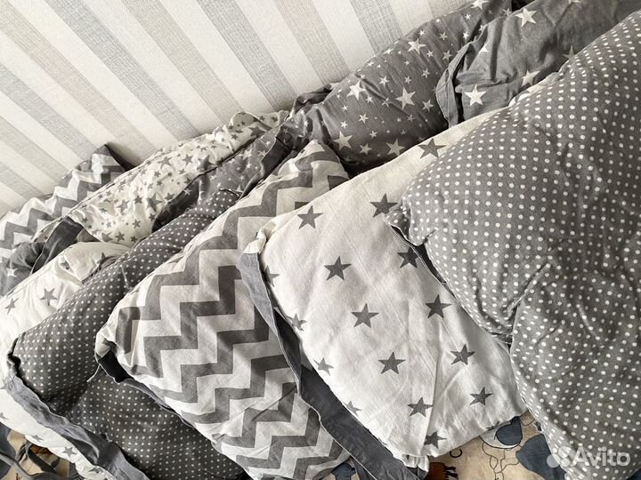 Бортики в кроватку