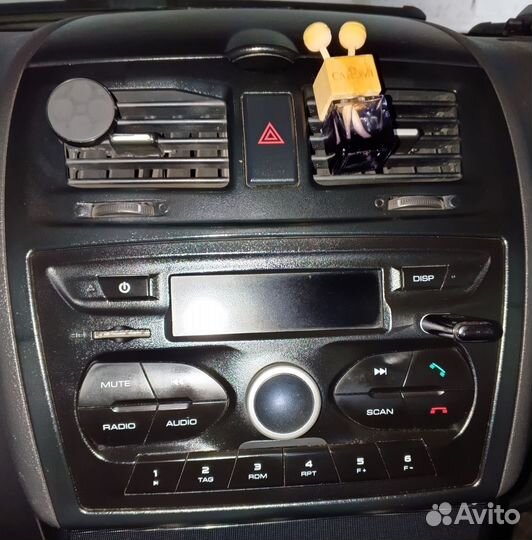 Магнитола с воздуховодом рамкой Калина2