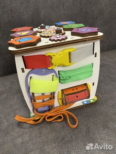 Бизикубик деревянный