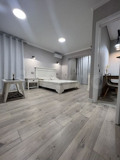 1-к. квартира, 40 м², 1/5 эт.