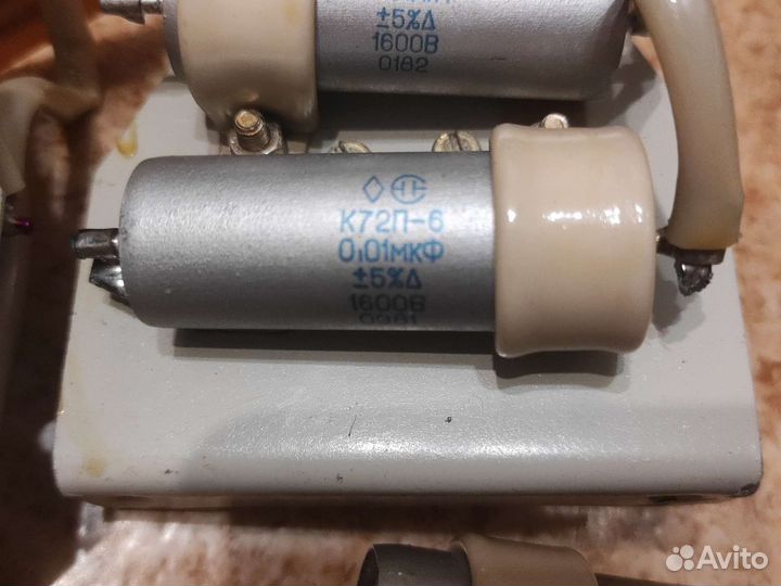 Конденсатор к72п-6