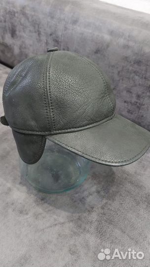 Мужская зимняя кожаная кепка