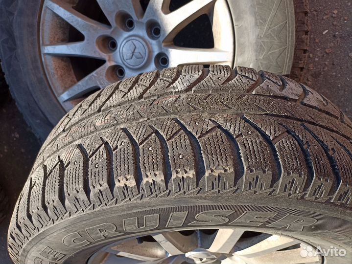 Bridgestone Ice Cruiser 7000 265/65 R17 116T