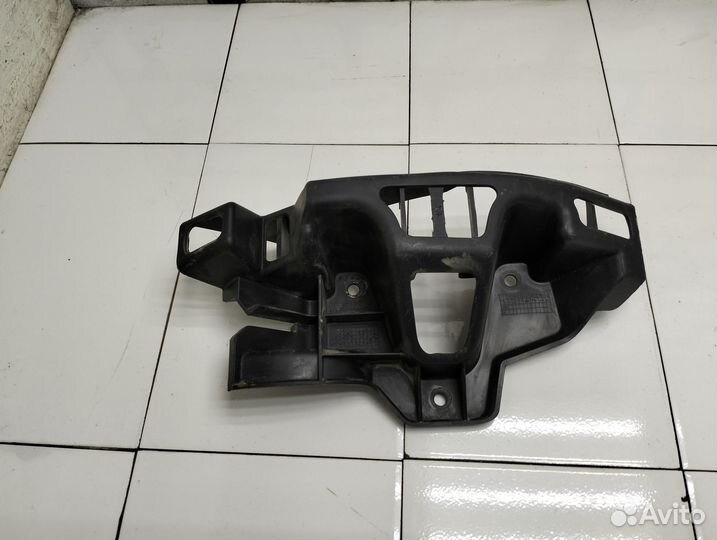 Кронштейн заднего бампера Range Rover Sport