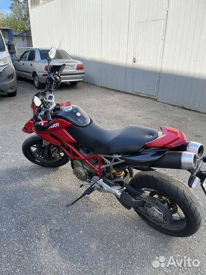 Ducati hypermotard 1100s