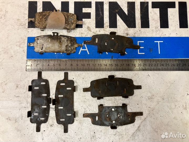 Пластины антискрипные комплект Infiniti