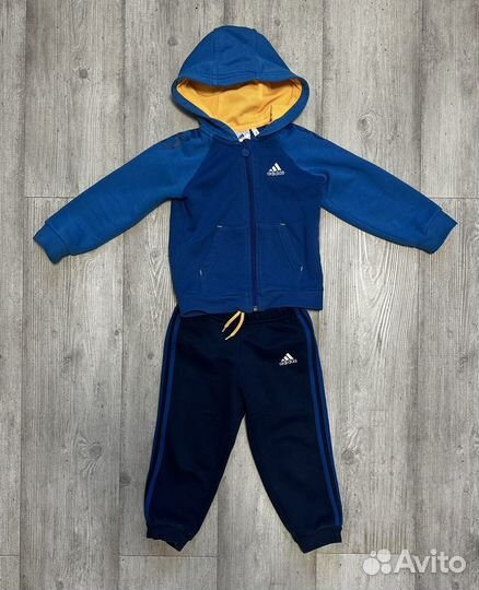Спортивный костюм adidas для мальчика