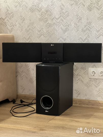 Саундбар LG