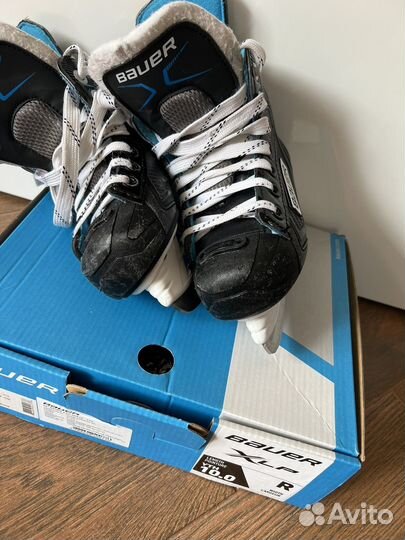 Хоккейные коньки bauer X-LP Y10