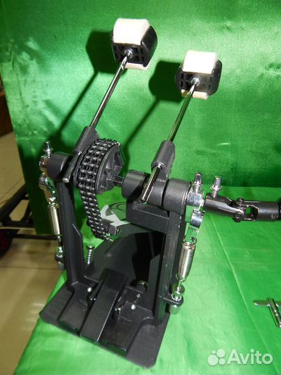 Двойная педаль-кардан для бас-бочки