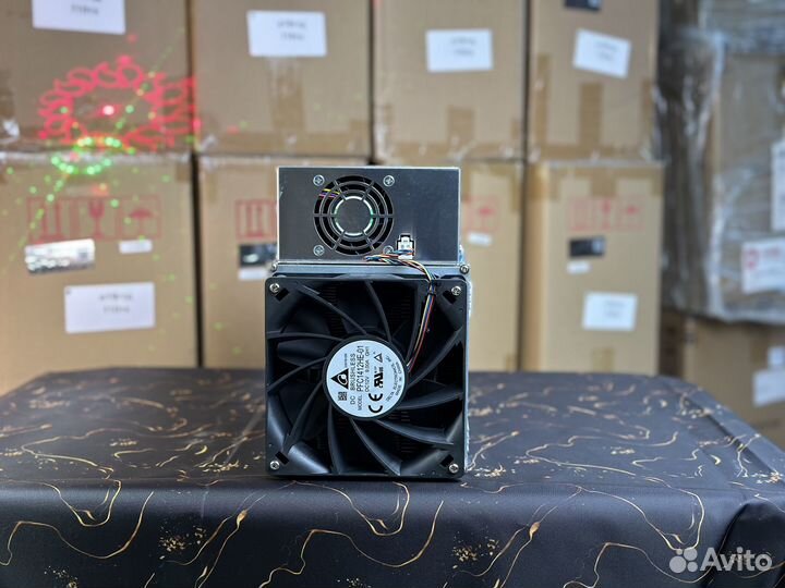 Whatsminer m61 198Th Мощные Майнеры