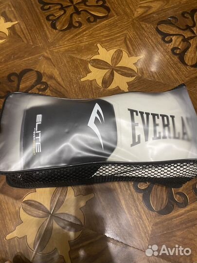 Боксерские перчатки everlast