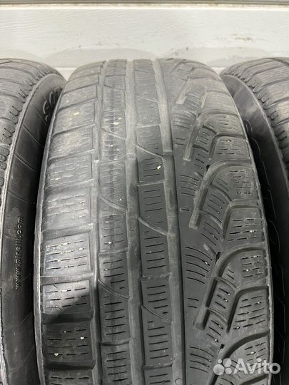 Pirelli Winter Sottozero 210 Serie II 225/60 R17 99H