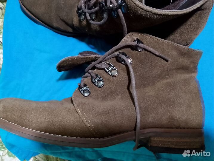 Ботинки женские