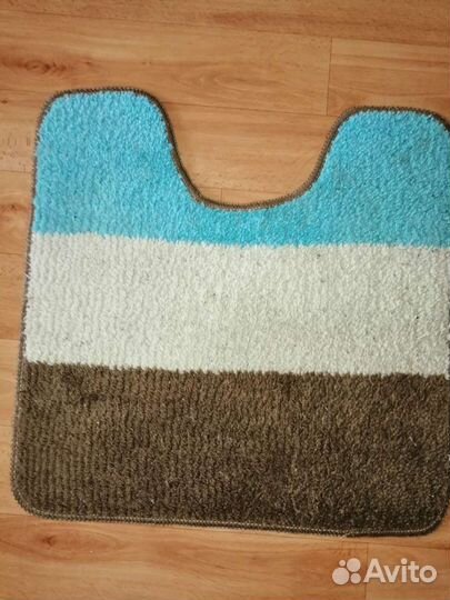 Коврик для ванной и туалета