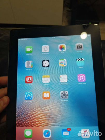 Apple iPad 2 (MC774RS/A) Wi-Fi + 3G 32Gb черный