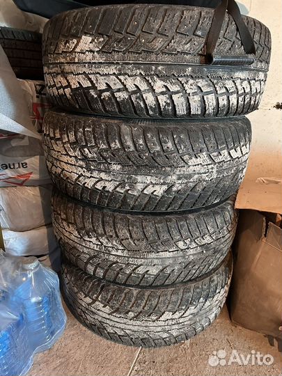Kumho I'Zen RV Stud KC16 265/65 R17