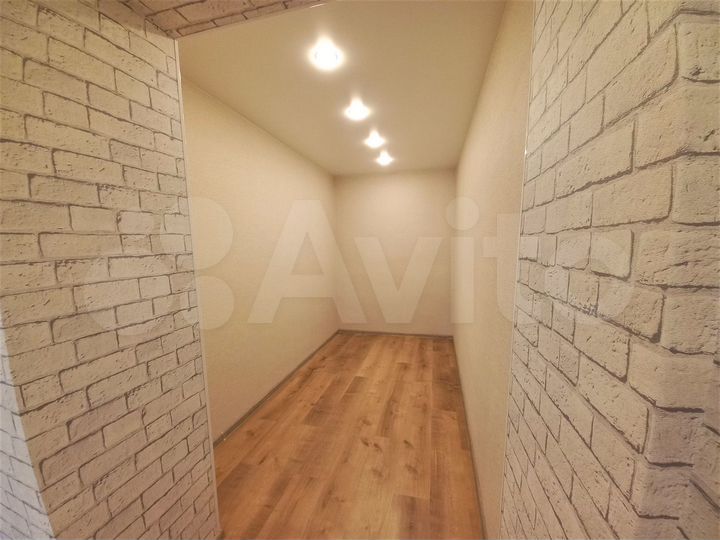 2-к. квартира, 49,8 м², 1/17 эт.