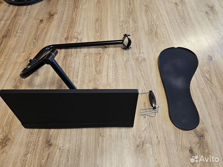 Подставка для ноутбука с креплением на кресло