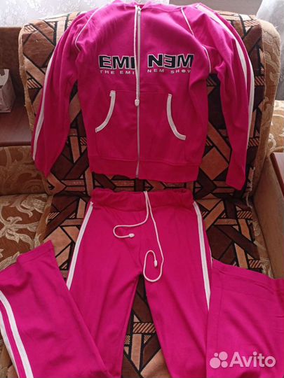 Костюм спортивный