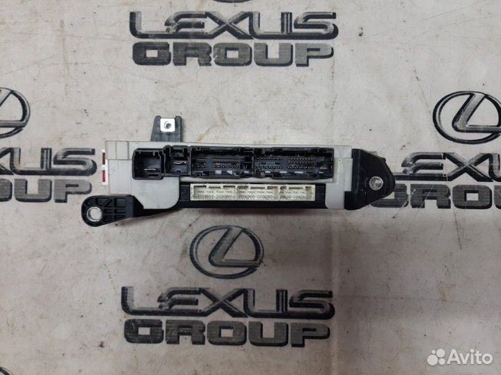 Блок комфорта Lexus RX450h