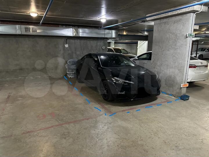 Машиноместо, 24 м²