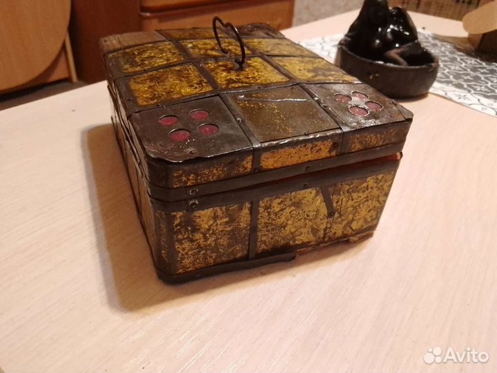 Шкатулка для украшений