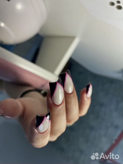 Маникюр и педикюр икон. Солнечный