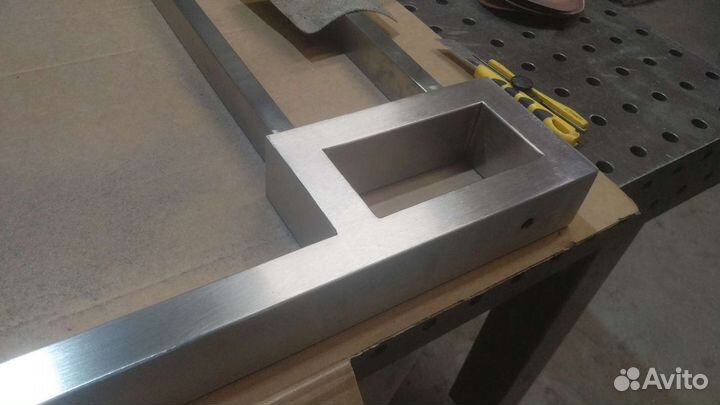 Столы, подстолья, мебель лофт из нержавеющей стали