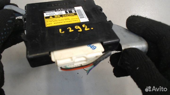 Блок управления подвеской Lexus GS, 2013