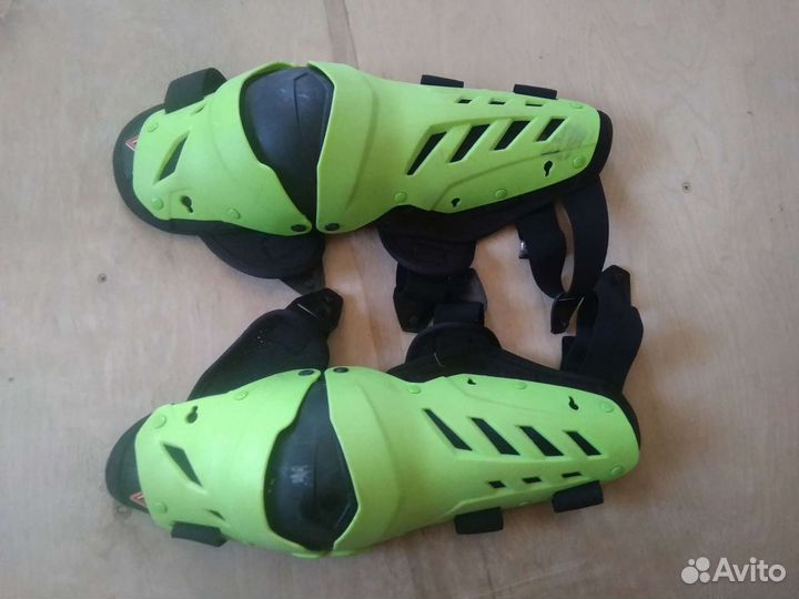 Наколенники Ataki