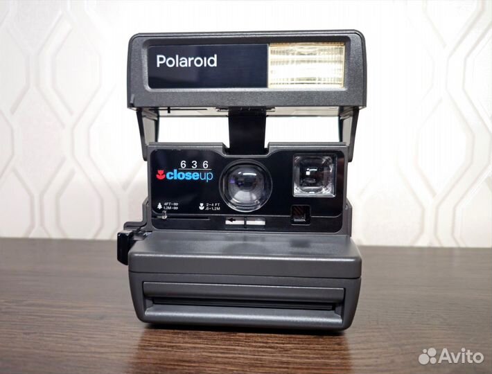 Пленочный фотоаппарат Polaroid 636 Close Up