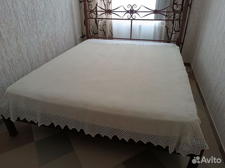 Вязаные покрывала или большая скатерть