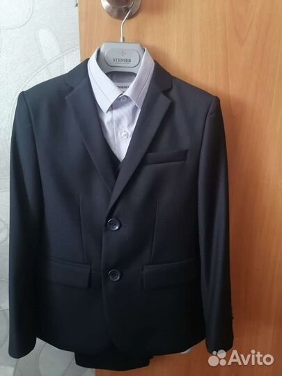 Школьный костюм тройка 122-128 темно-синий