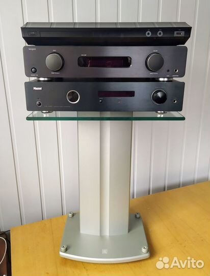 Подставка напольная для Hi-Fi техники