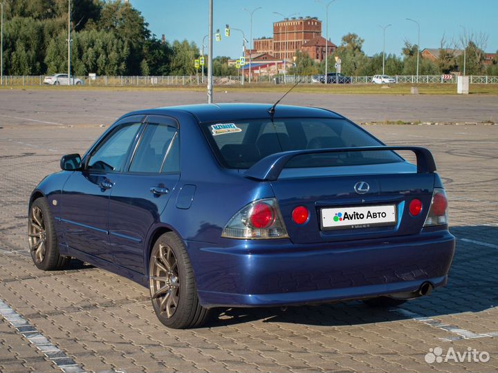 Lexus IS 2.0 AT, 1999, 287 000 км