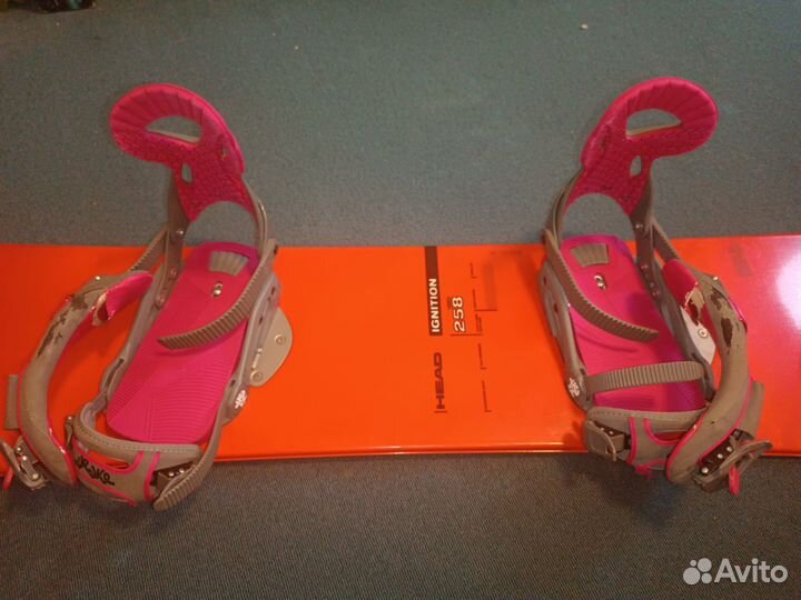 Сноуборд с креплениями