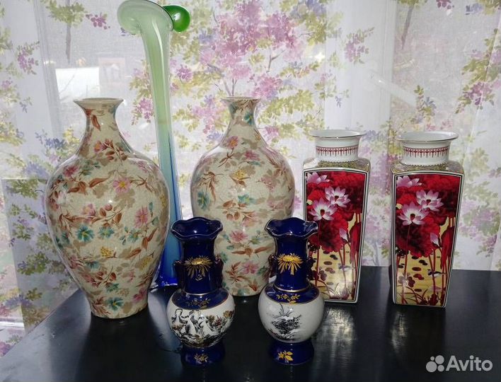 Парные вазы, высота 37 см