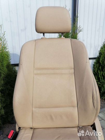 Салон (комплект сидений) BMW X5 E70