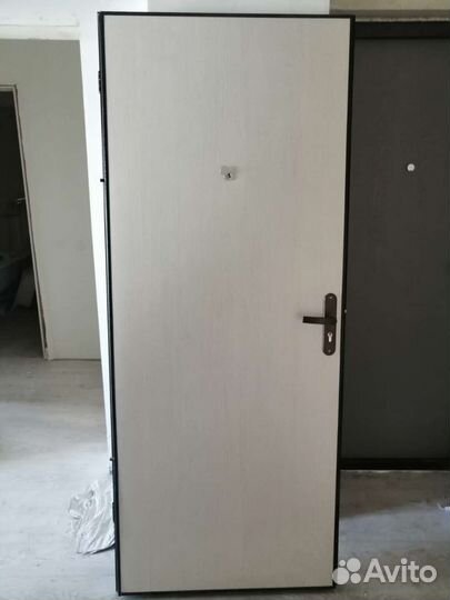 Дверь входная