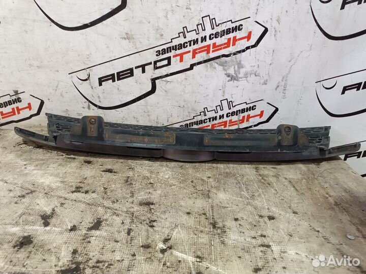 Решетка радиатора hyundai getz TB 1 модель DY187Z