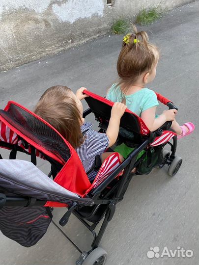 Коляска для двойни или погодок